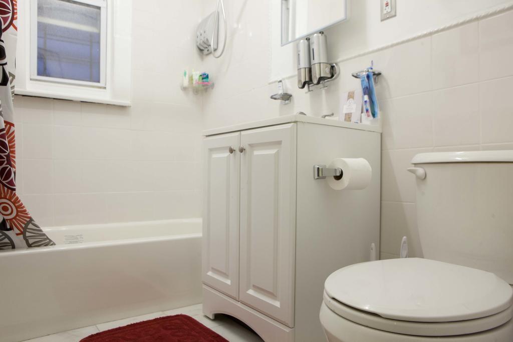 Studio And 1 Bedroom Apartments - Bronx New York Bagian luar foto