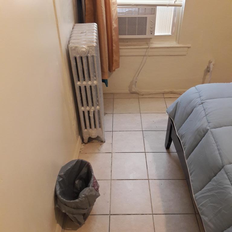 Studio And 1 Bedroom Apartments - Bronx New York Bagian luar foto