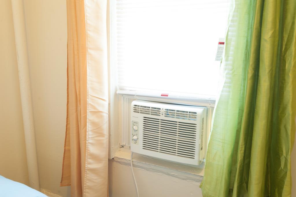 Studio And 1 Bedroom Apartments - Bronx New York Bagian luar foto