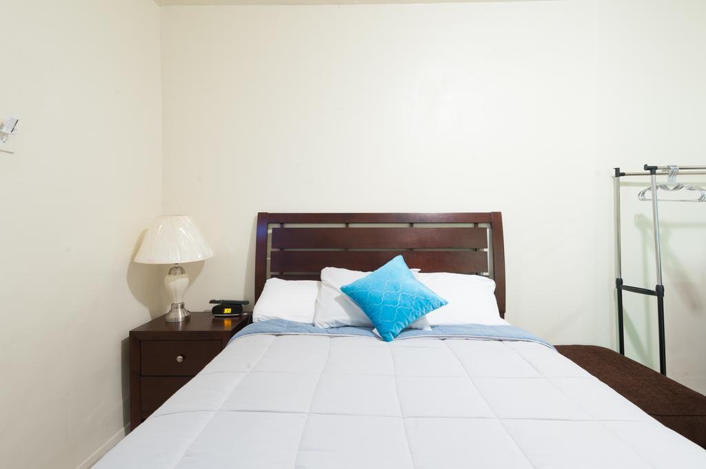 Studio And 1 Bedroom Apartments - Bronx New York Bagian luar foto