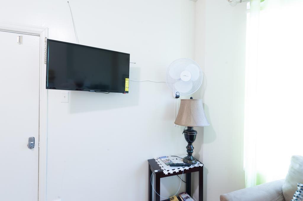 Studio And 1 Bedroom Apartments - Bronx New York Bagian luar foto